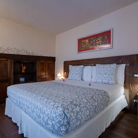 Domus Antica 4* 아오스타