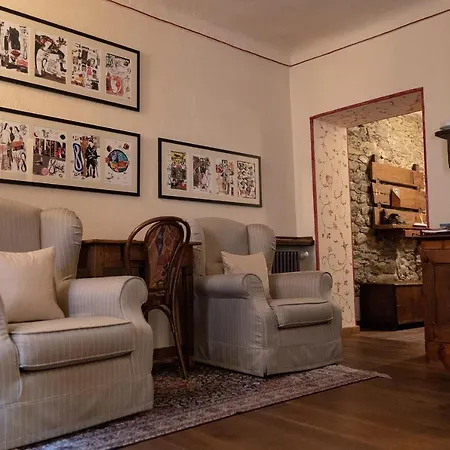 Domus Antica 게스트하우스 아오스타