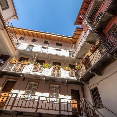 Domus Antica 2* Aosta